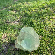 青蘋果綠螢石原石 - ART OF GEM 