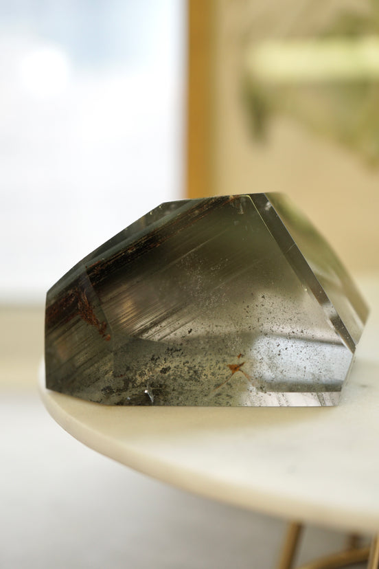 內包金字塔千層綠幽靈 - ART OF GEM 