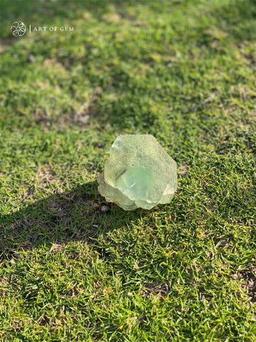 青蘋果綠螢石原石 Raw Green Fluorite